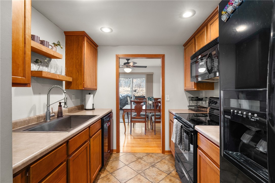 4622 Woodridge Drive 2 Property Photo 13