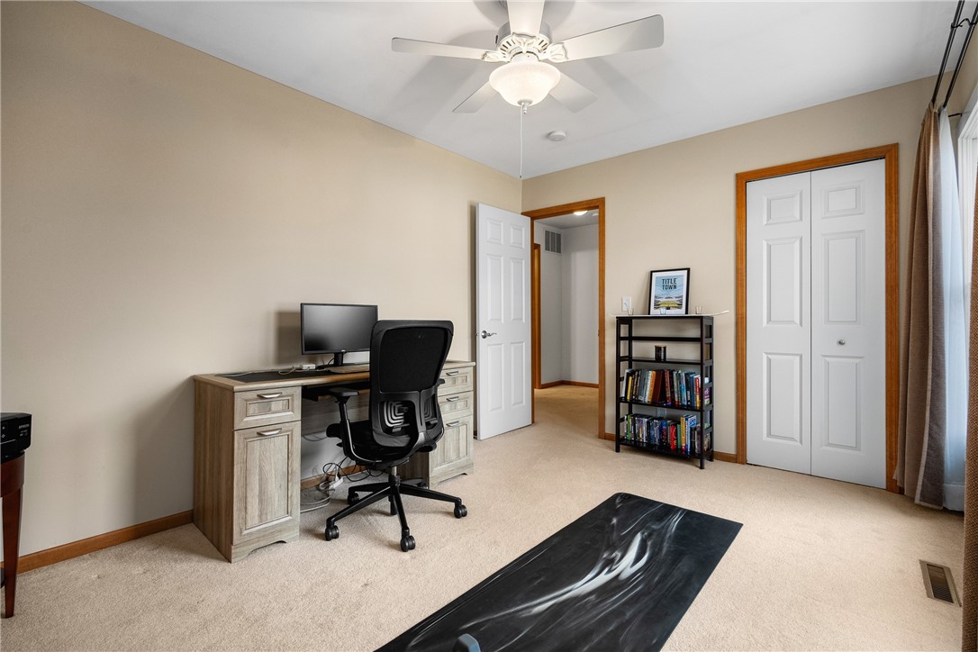 4622 Woodridge Drive 2 Property Photo 17