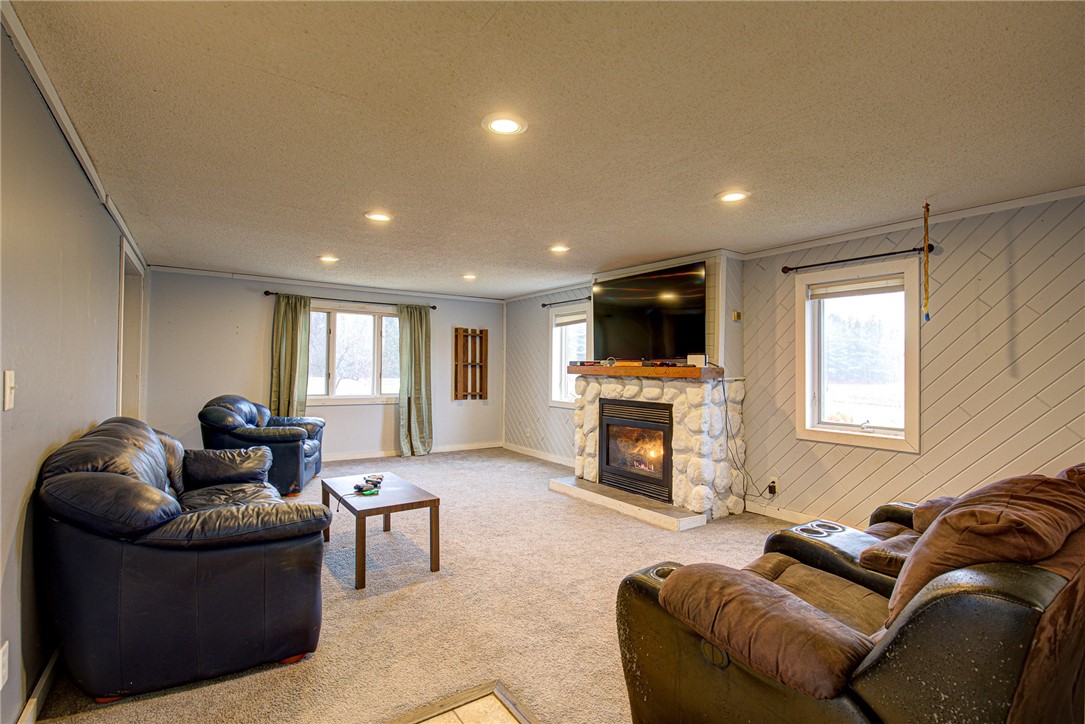 62201 State Highway 112 Property Photo 12