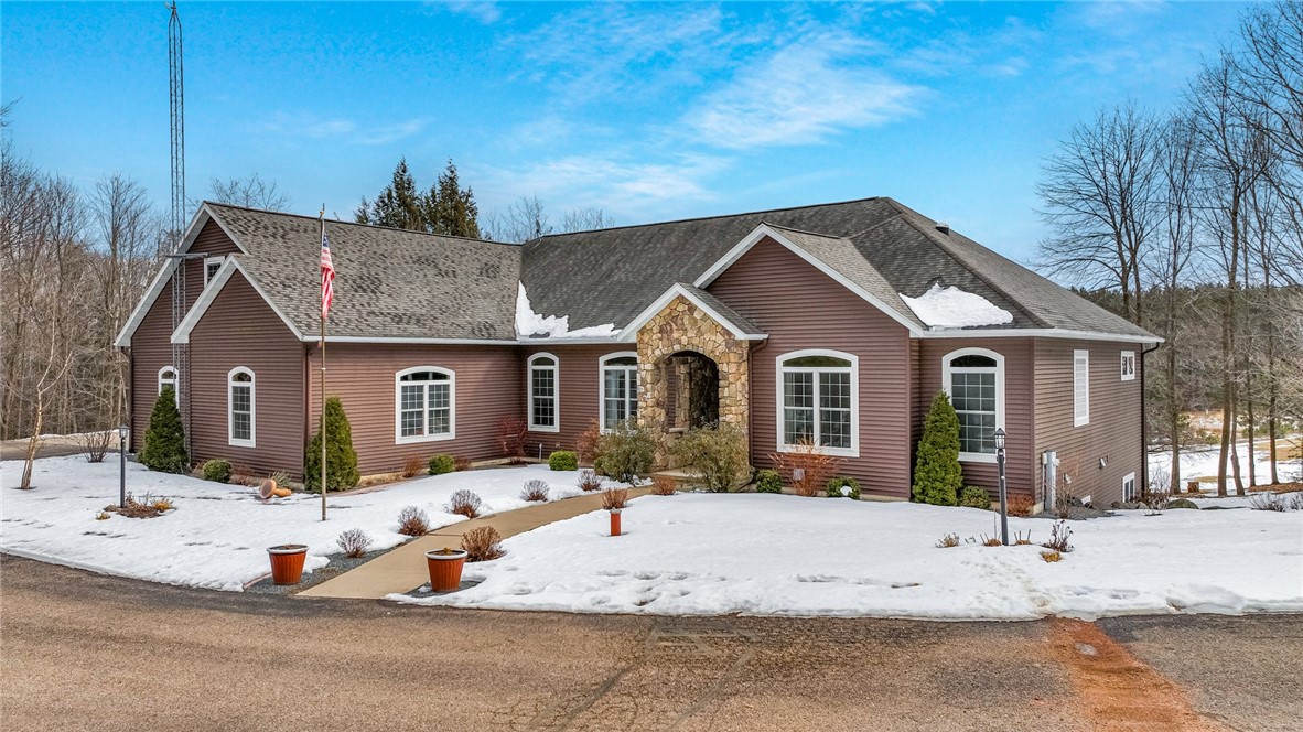 218815 Greentree Road Property Photo