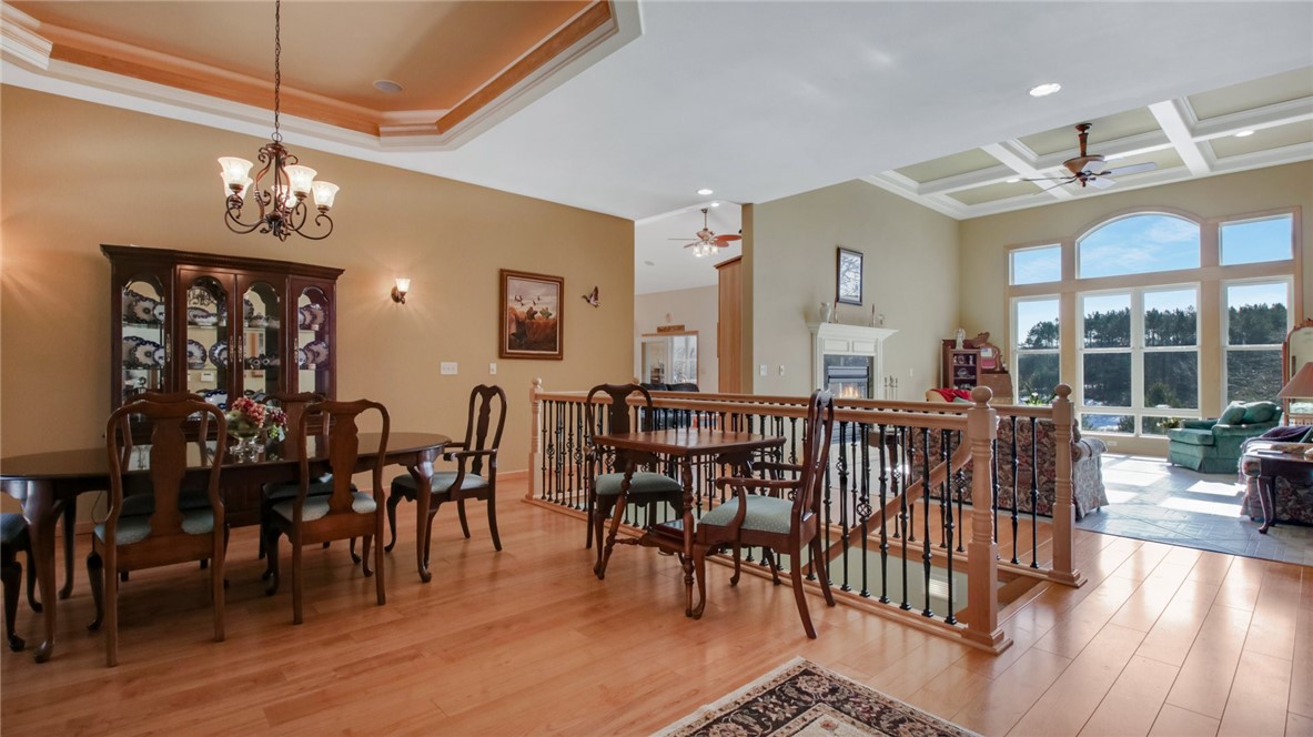218815 Greentree Road Property Photo 3
