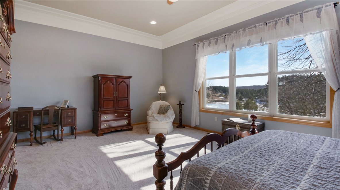 218815 Greentree Road Property Photo 24