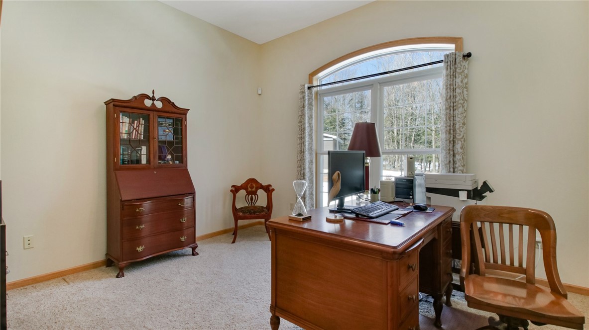 218815 Greentree Road Property Photo 25