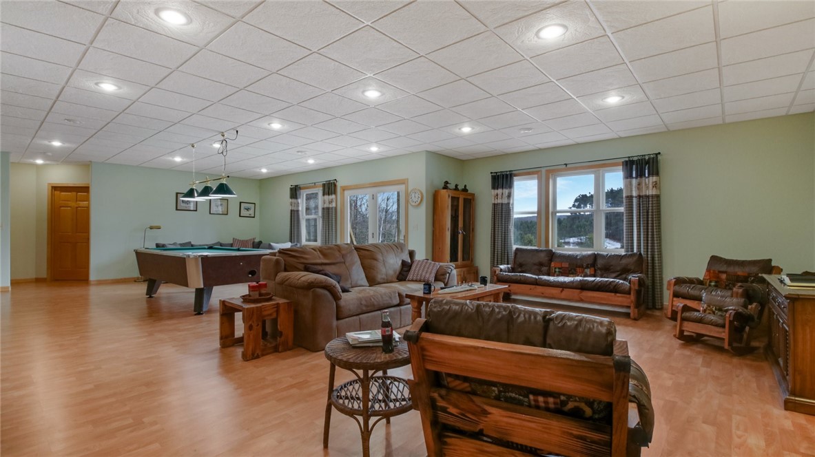 218815 Greentree Road Property Photo 33