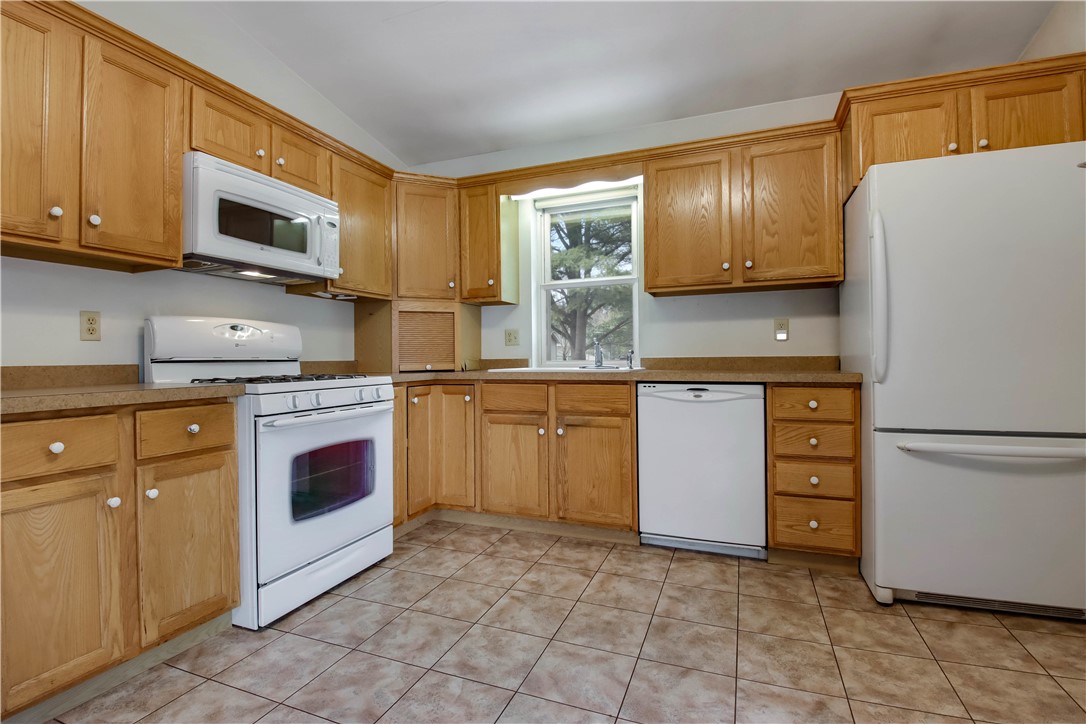 1302 W Stout Street Property Photo 12