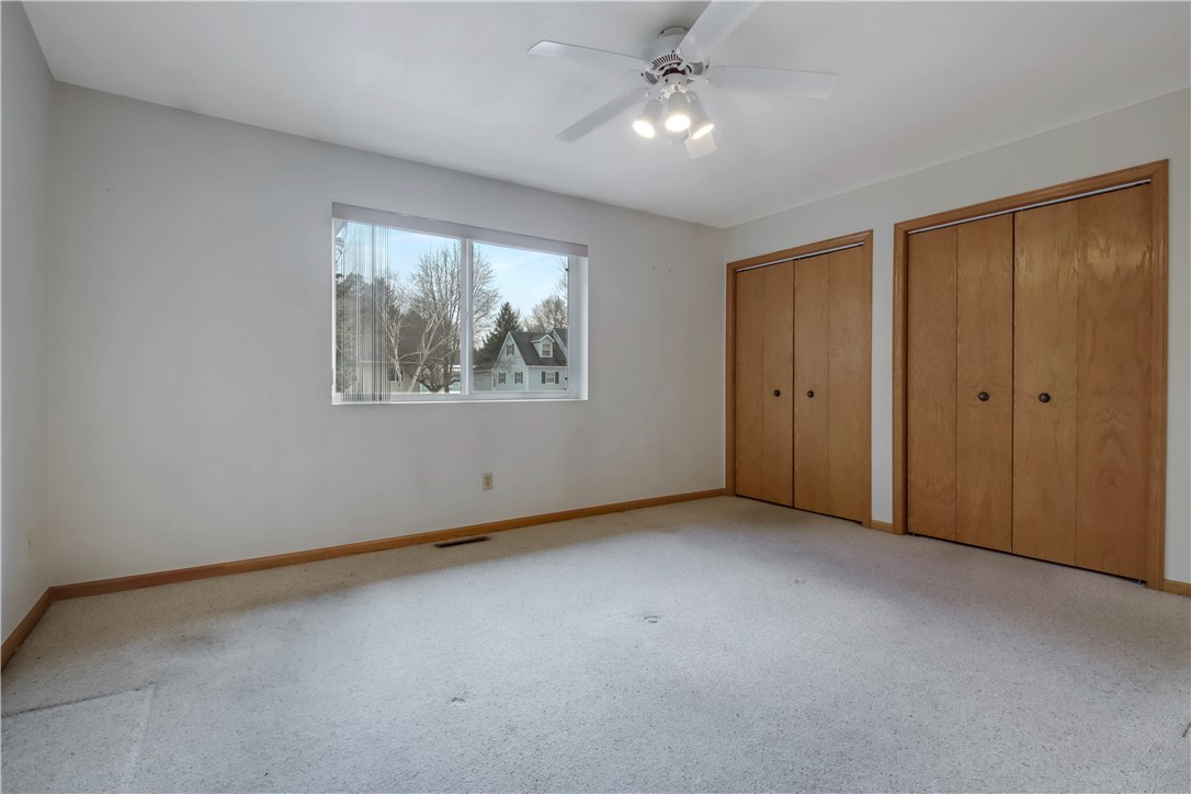 1302 W Stout Street Property Photo 17