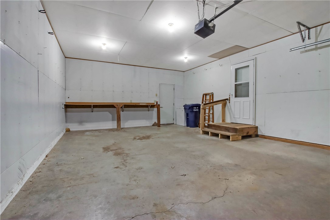 1302 W Stout Street Property Photo 24