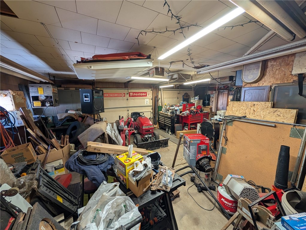 914 3rd Avenue E Property Photo 16