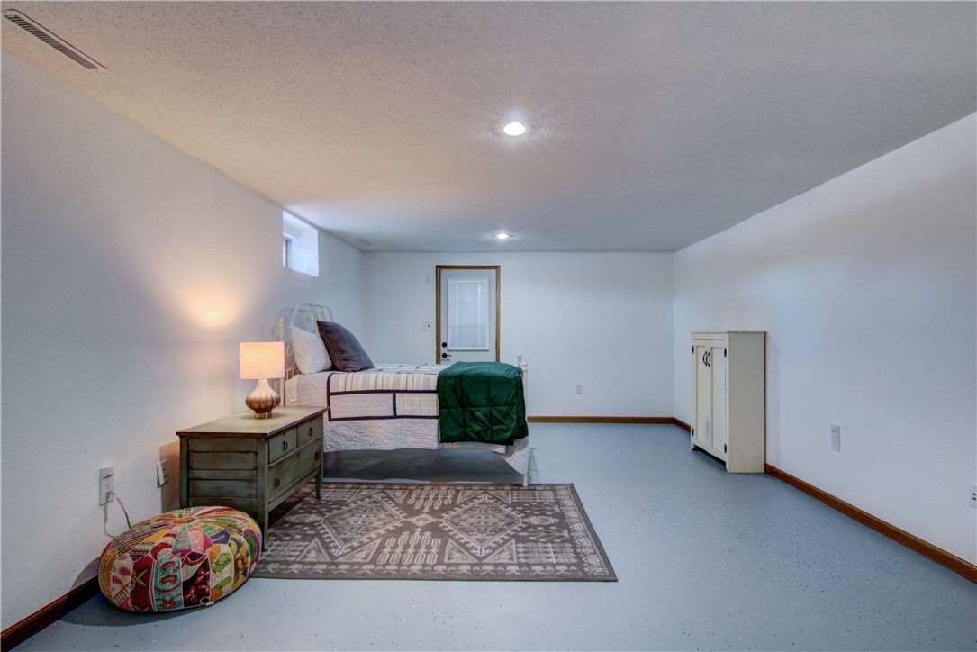 18588 78th Avenue Property Photo 34