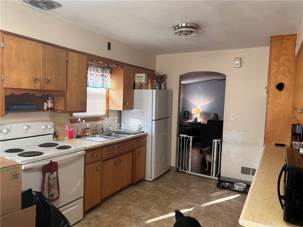 1528 Lynn Avenue Property Photo 6