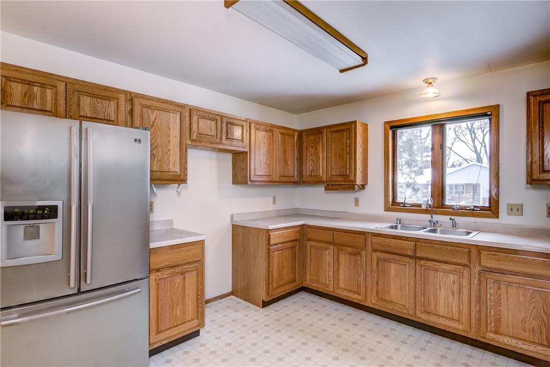 2125 Frank Street Property Photo 4