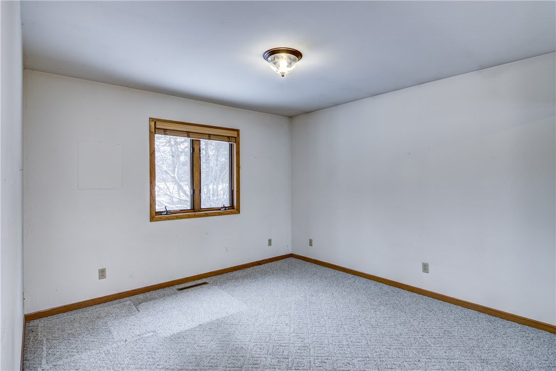 2125 Frank Street Property Photo 7