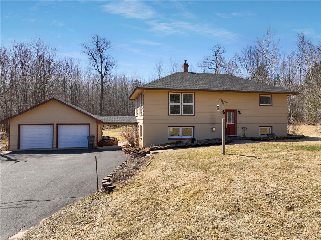 14091 W County Hwy B Property Photo 2