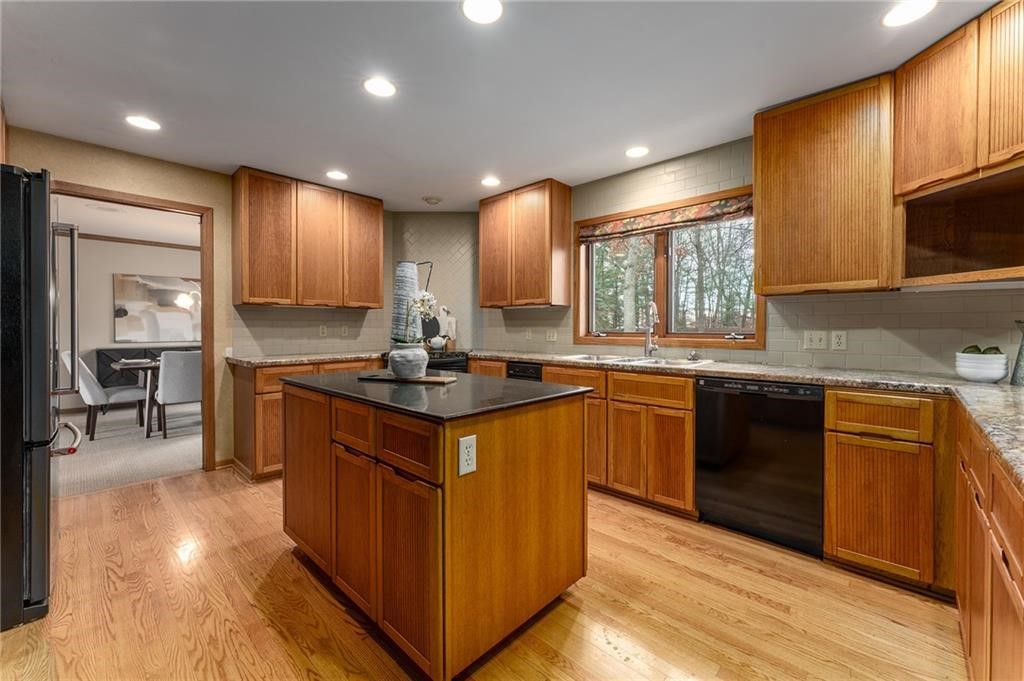 614 Westwood Drive Property Photo 12
