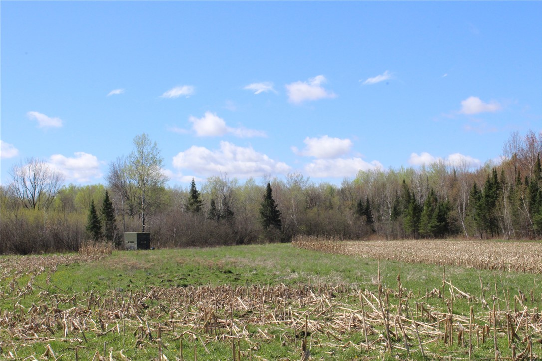 0 County Rd. M - 142 Acres Property Photo