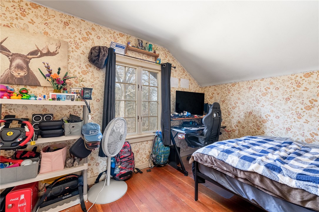 220 Dwight Street Property Photo 15