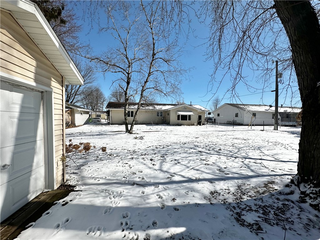 407 Mckenzie Street Property Photo 3