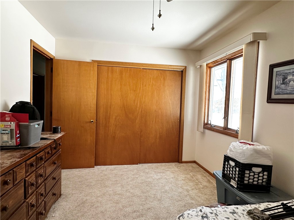 407 Mckenzie Street Property Photo 9