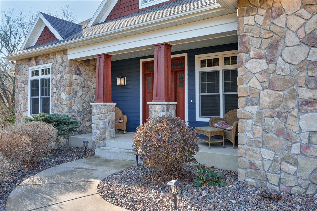 650 Foxmoor Lane Property Photo 3