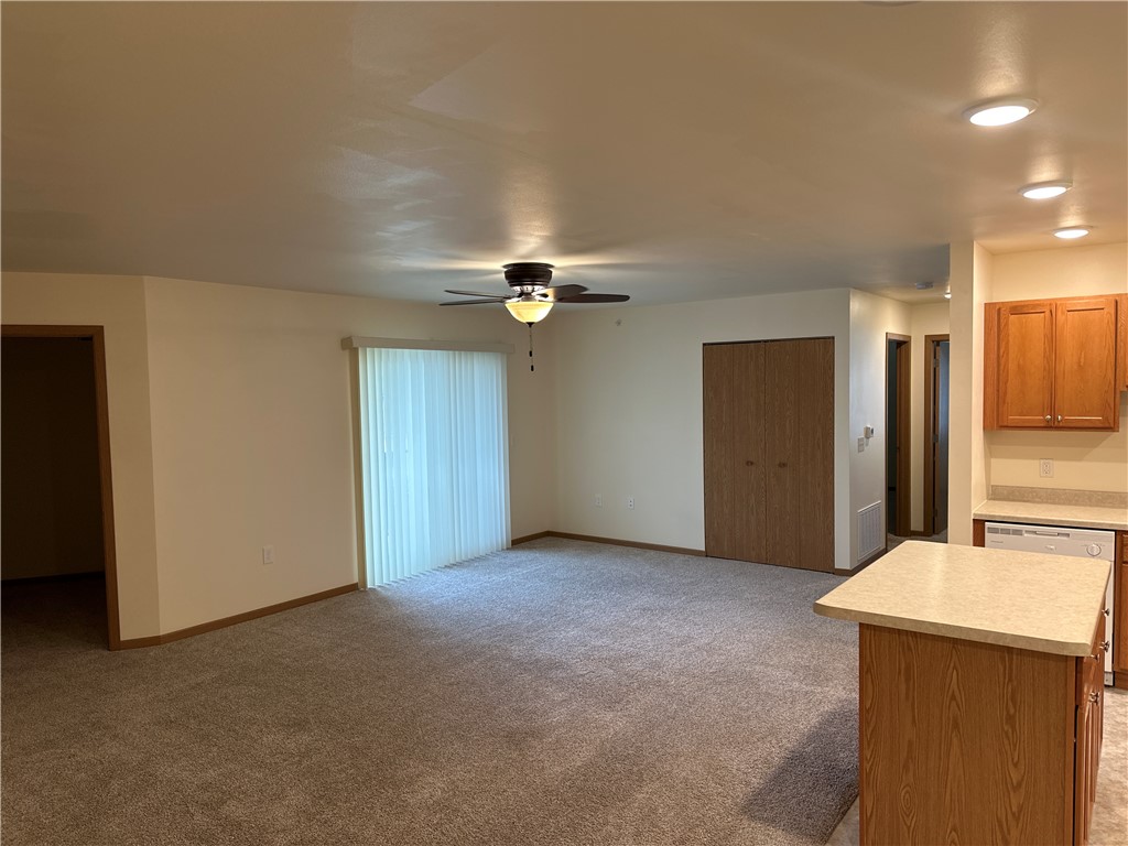 740 Northern Meadows Parkway 103 Property Photo 12