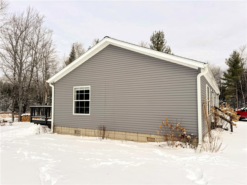 46775 Tri Lakes Road Property Photo 7