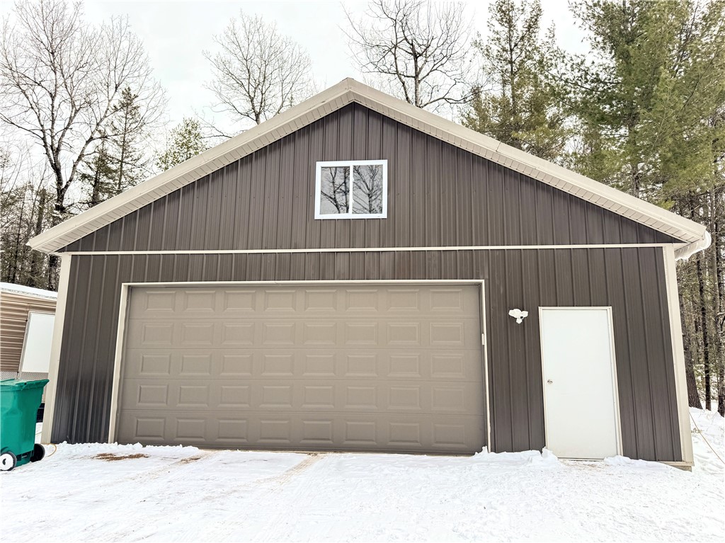 46775 Tri Lakes Road Property Photo 8