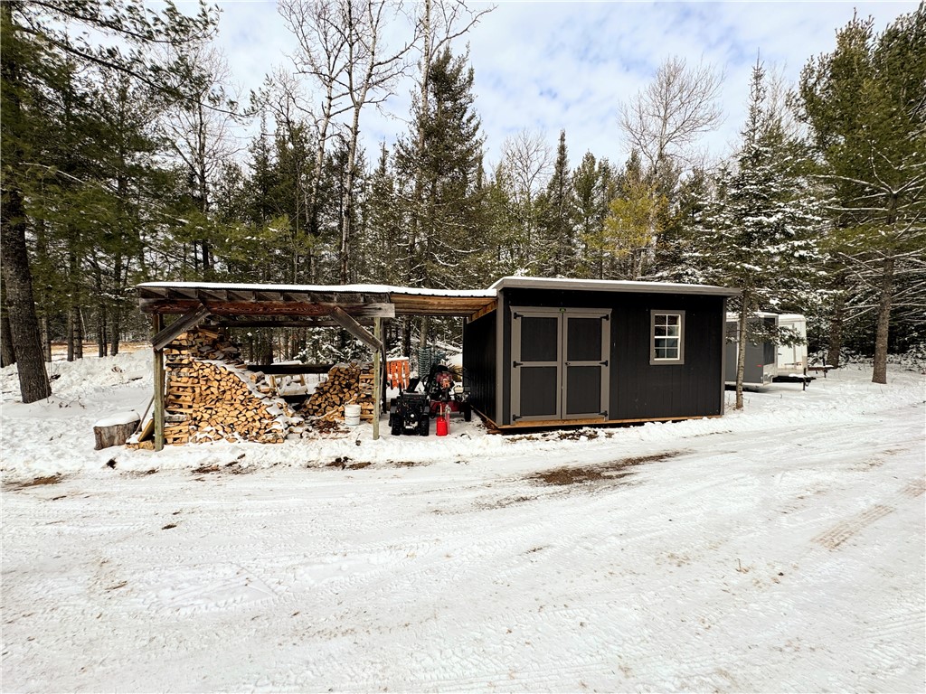 46775 Tri Lakes Road Property Photo 38