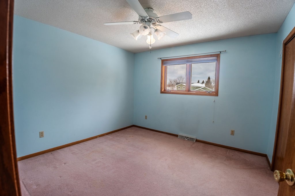 315 Royal Crest Drive Property Photo 15