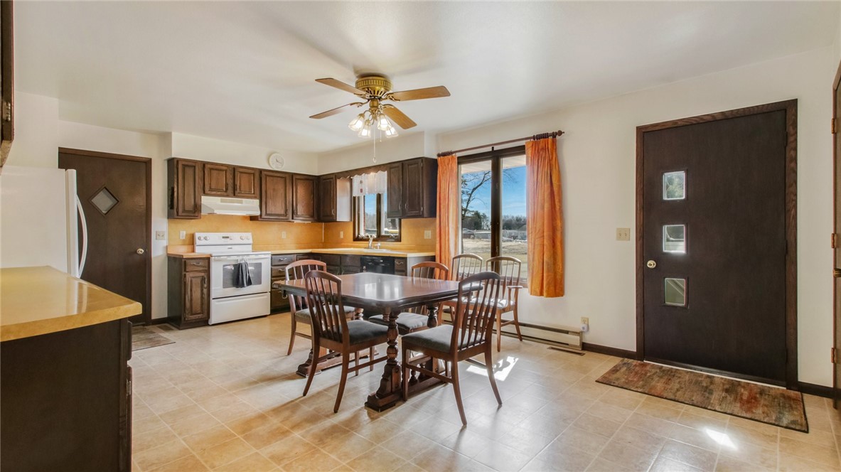 3102 Driftwood Lane Property Photo 6