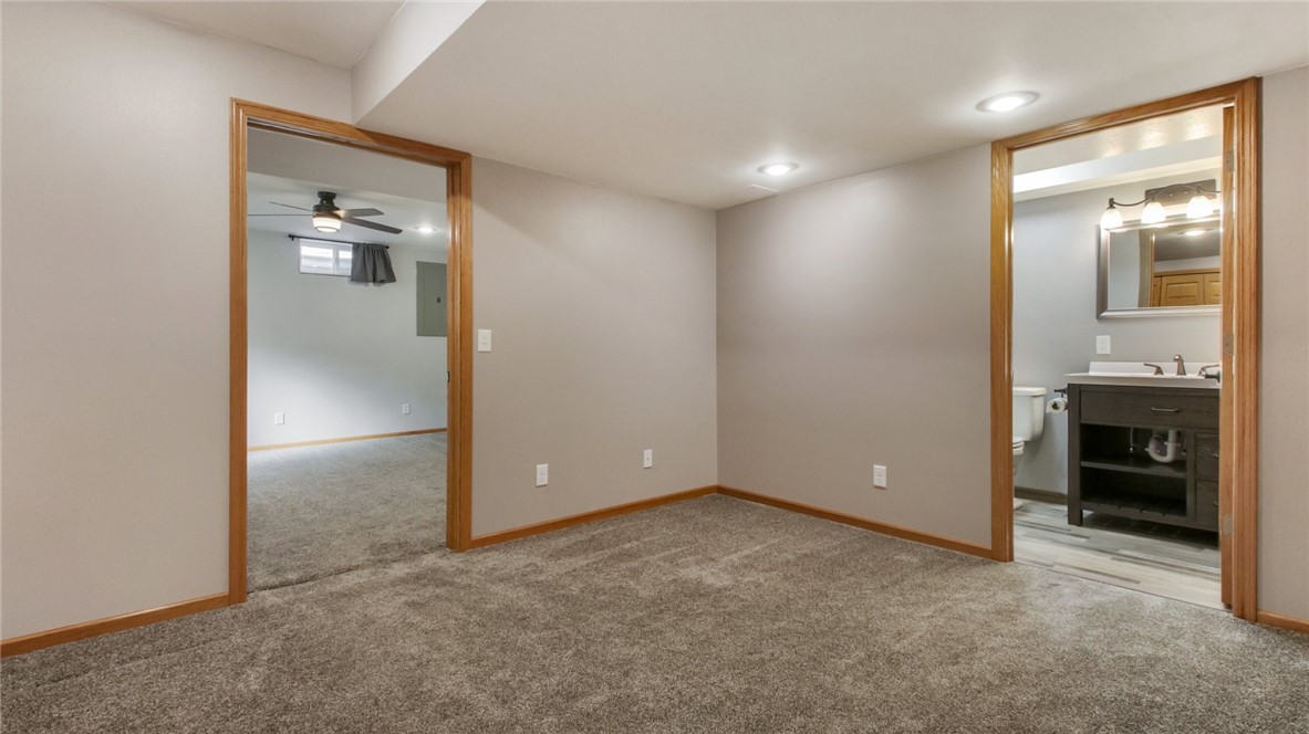 908 Bluff View Circle Property Photo 27