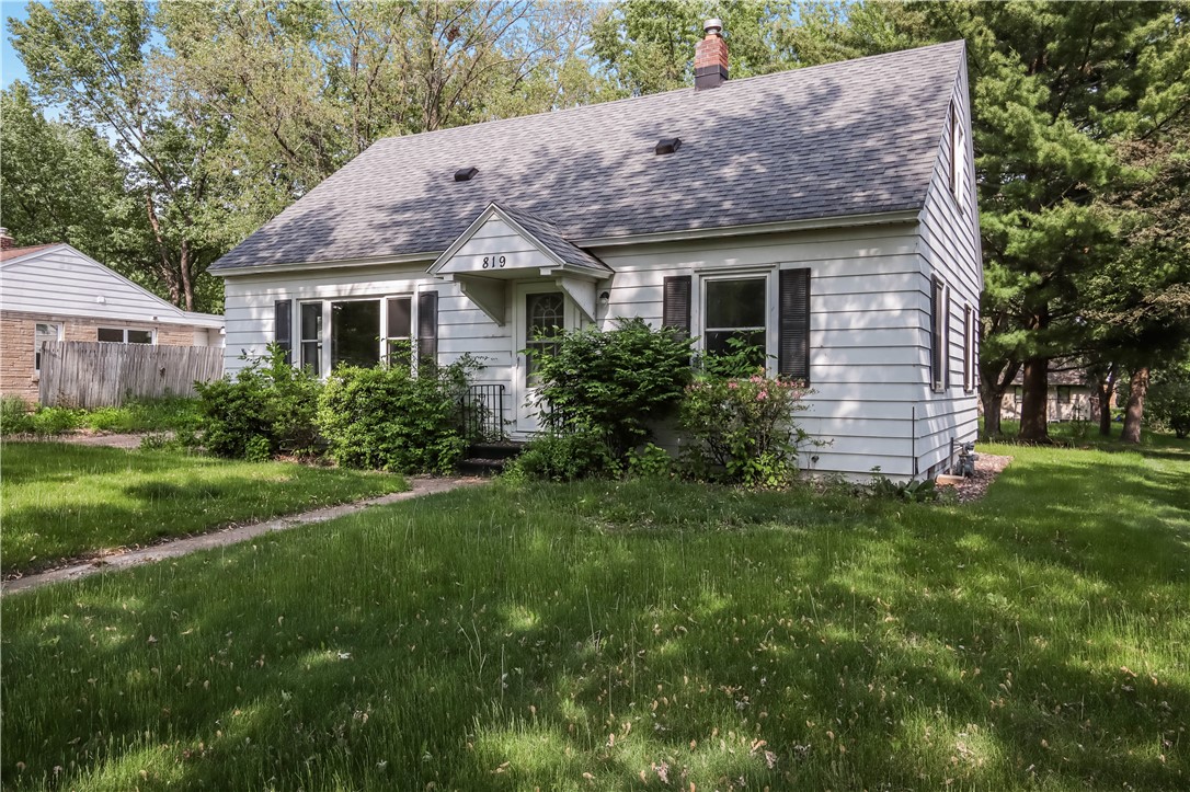 819 Maple Street Property Photo 1
