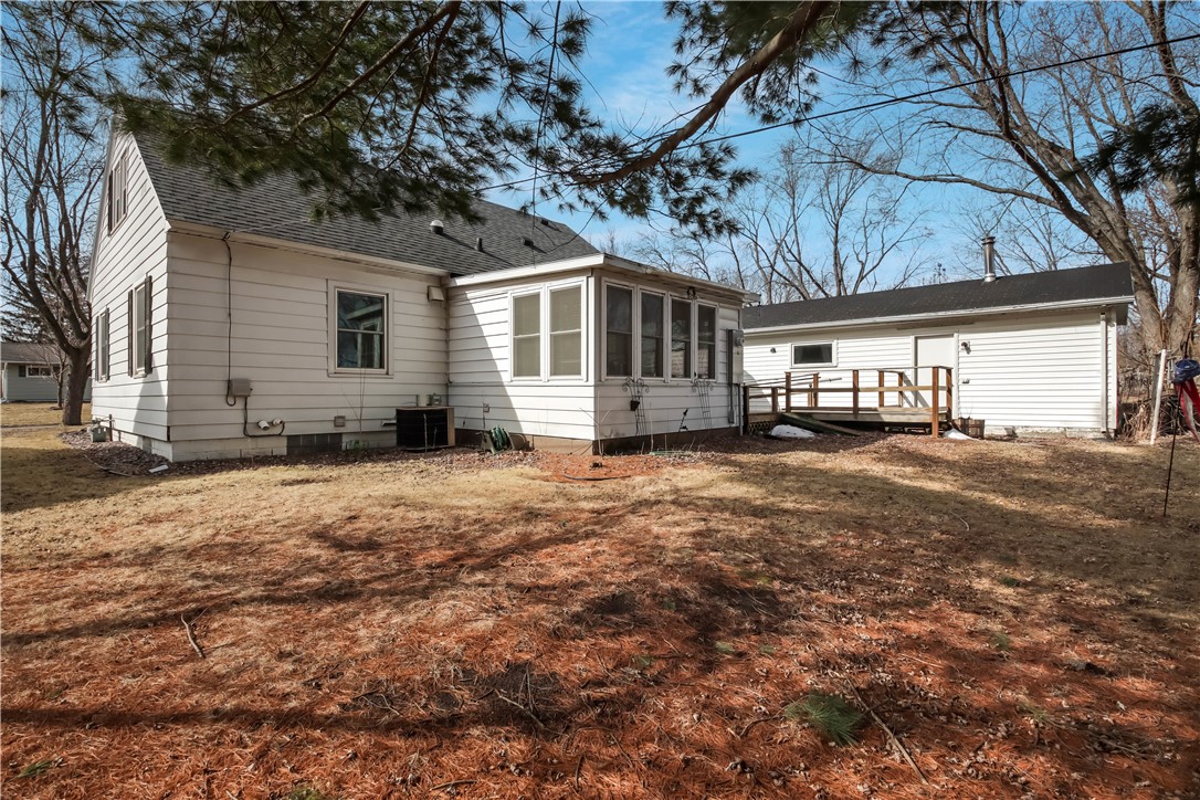 819 Maple Street Property Photo 3