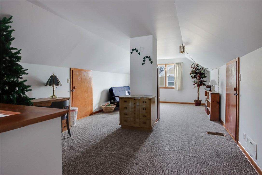 819 Maple Street Property Photo 20