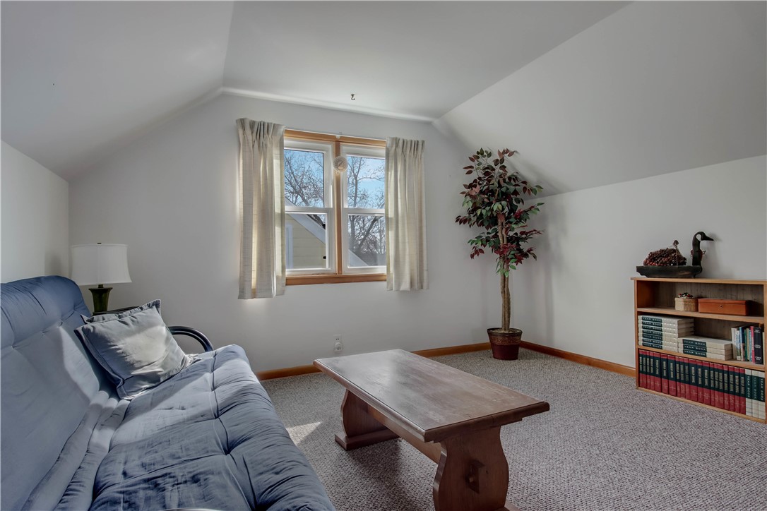 819 Maple Street Property Photo 23