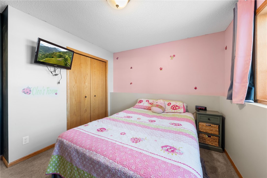 15 Nicholas Way Property Photo 32
