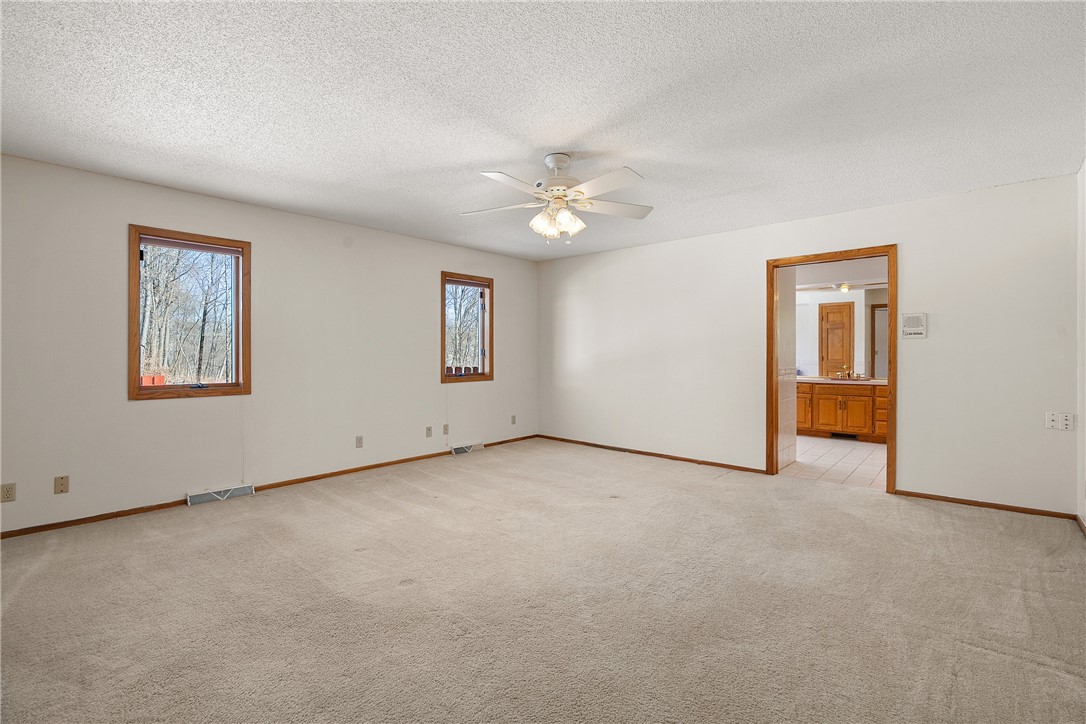 62 20 1/2 Avenue Property Photo 19