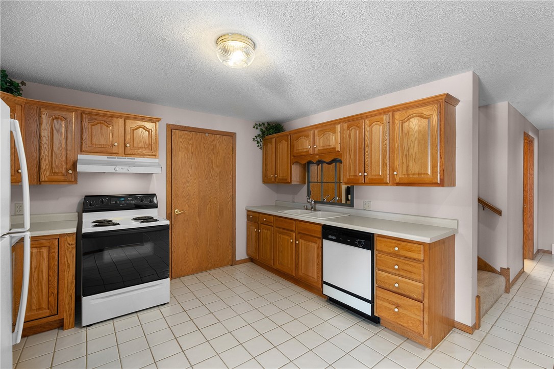 62 20 1/2 Avenue Property Photo 23
