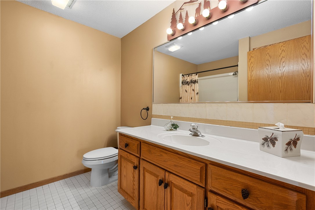 62 20 1/2 Avenue Property Photo 31