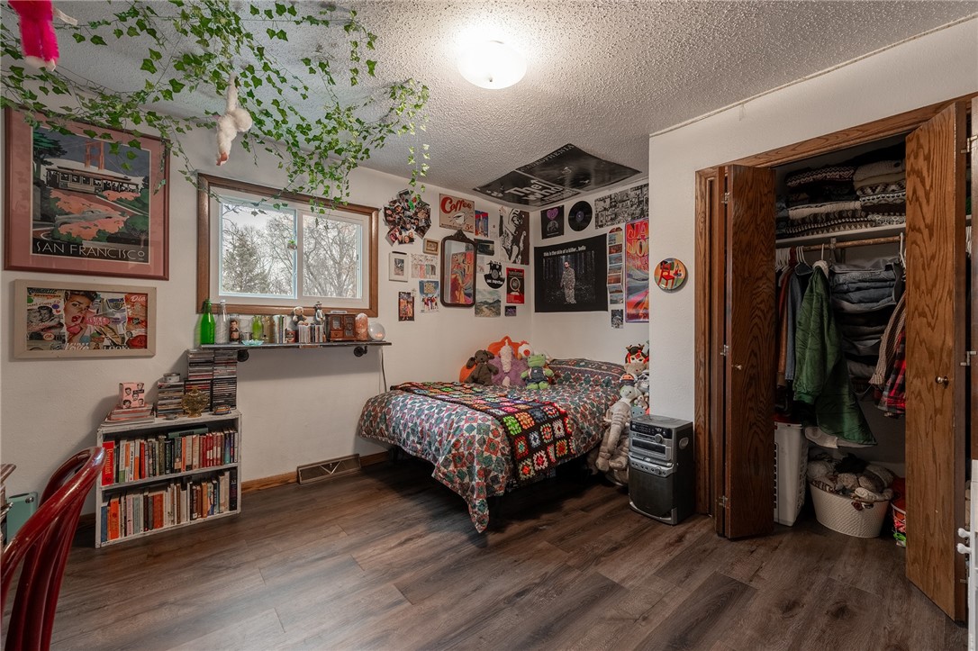 6572 194th Street Property Photo 15