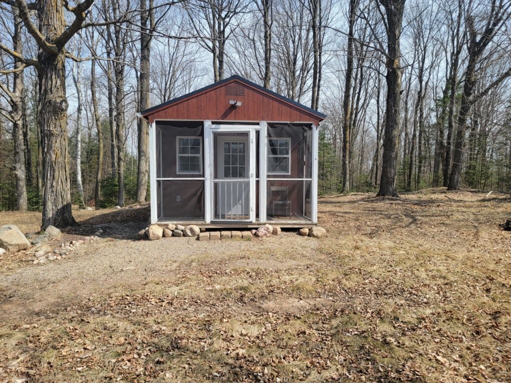 N7586 W Cherry Road Property Photo 1