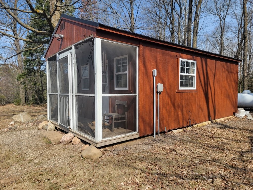 N7586 W Cherry Road Property Photo 2