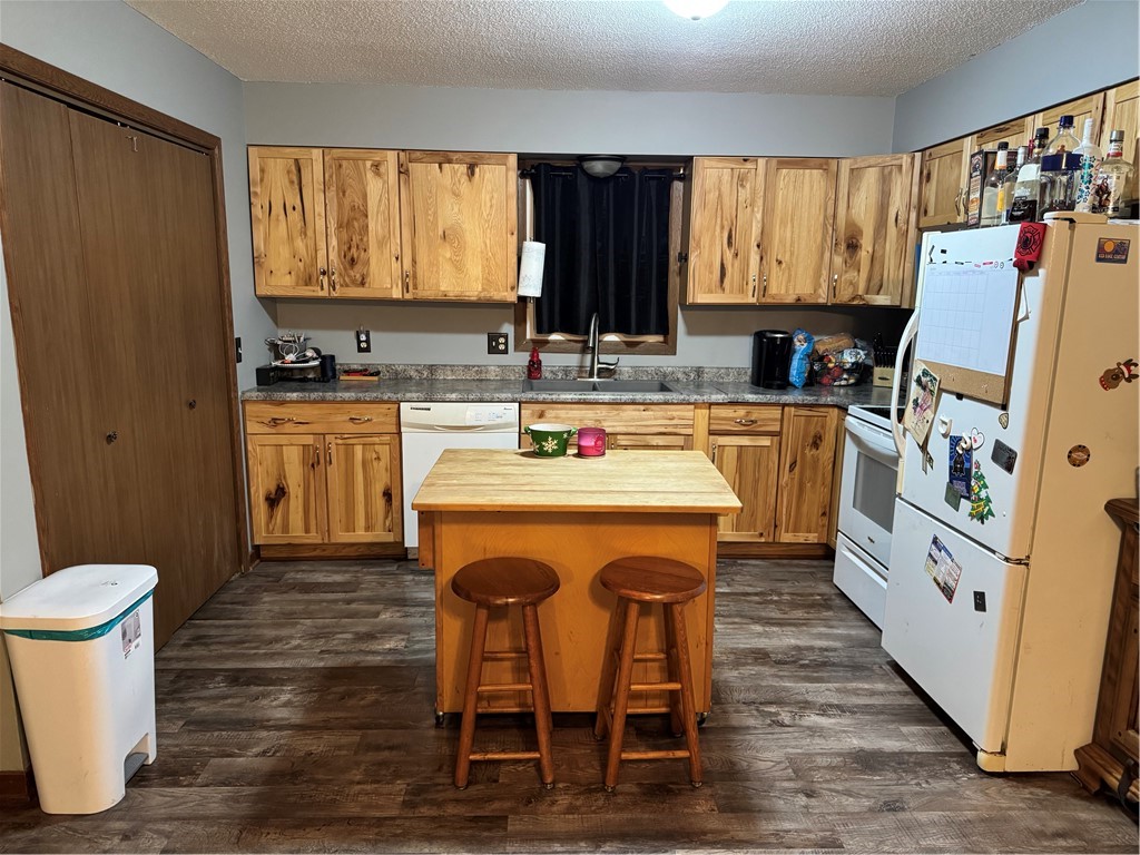 320 S 2nd Street Property Photo 4