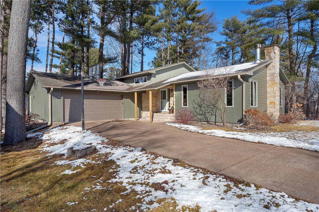 2214 Frona Place Property Photo 1