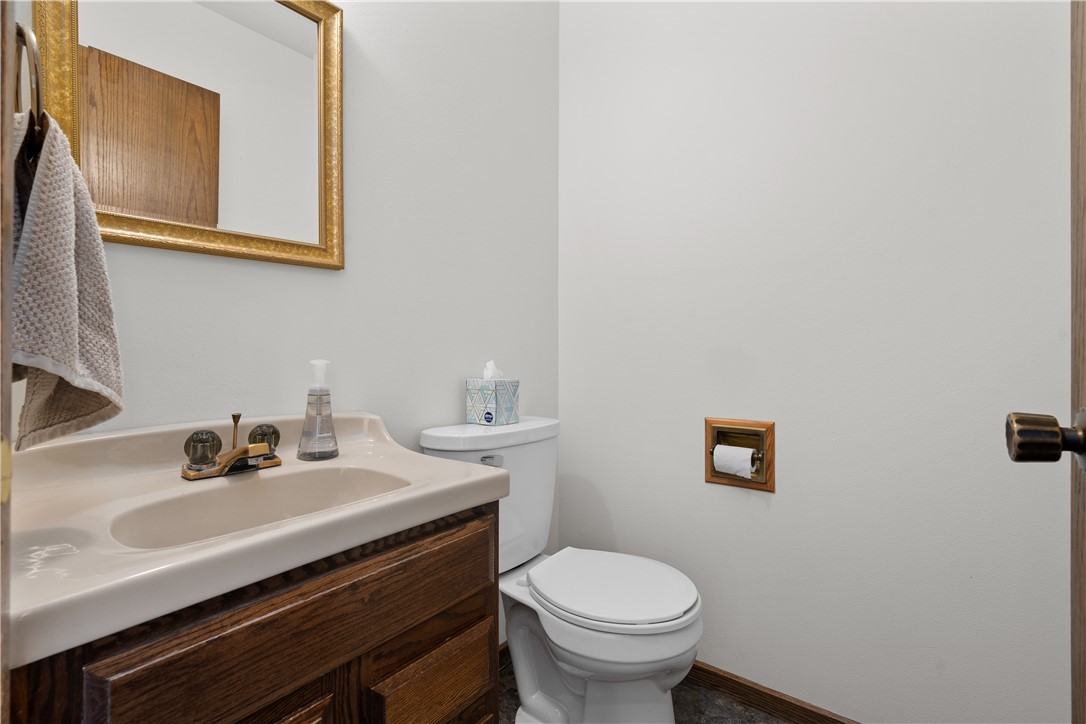 2214 Frona Place Property Photo 5