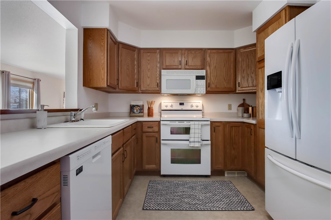 2423 Marquette Street Property Photo 8