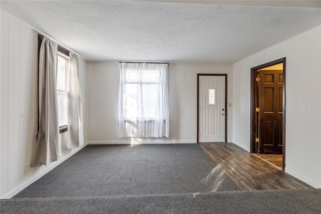 144 N Madison Street Property Photo 10