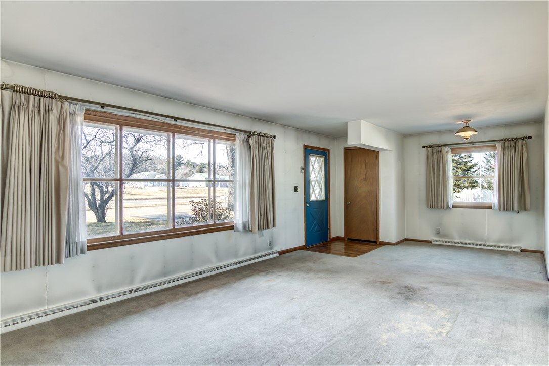 3621 S Valley View Place Property Photo 4