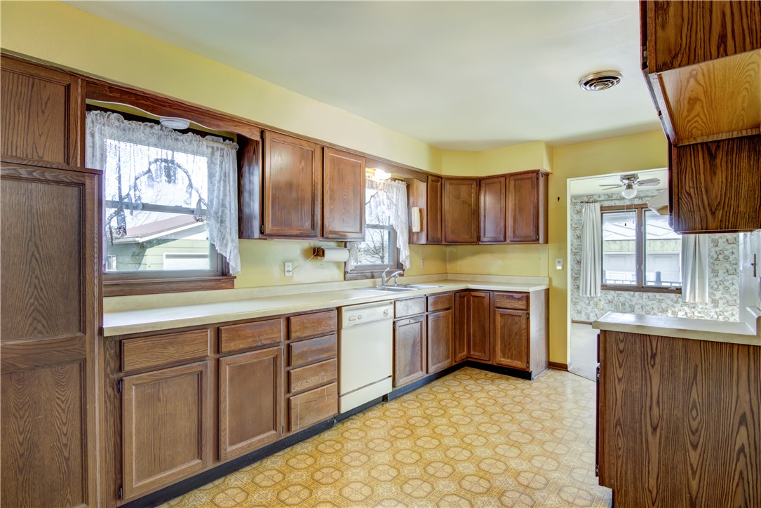 3621 S Valley View Place Property Photo 5