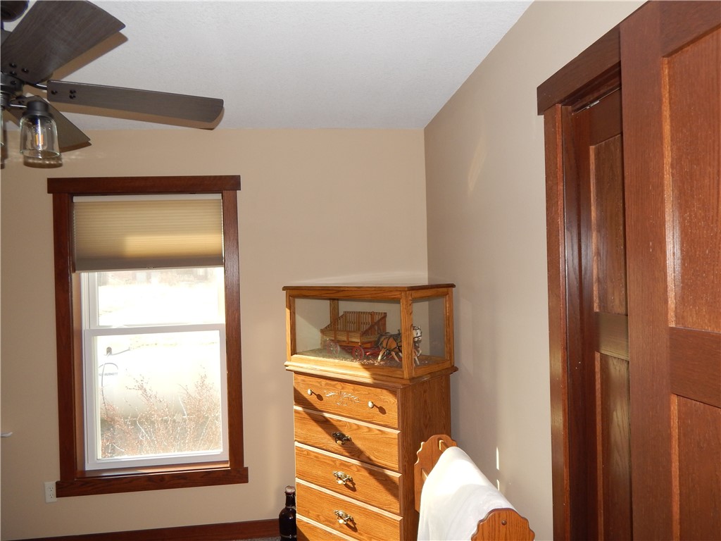 558 230th Street Property Photo 10