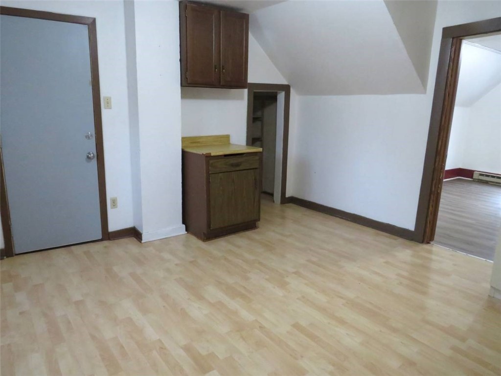 1202 13th Avenue E 2 Property Photo 4